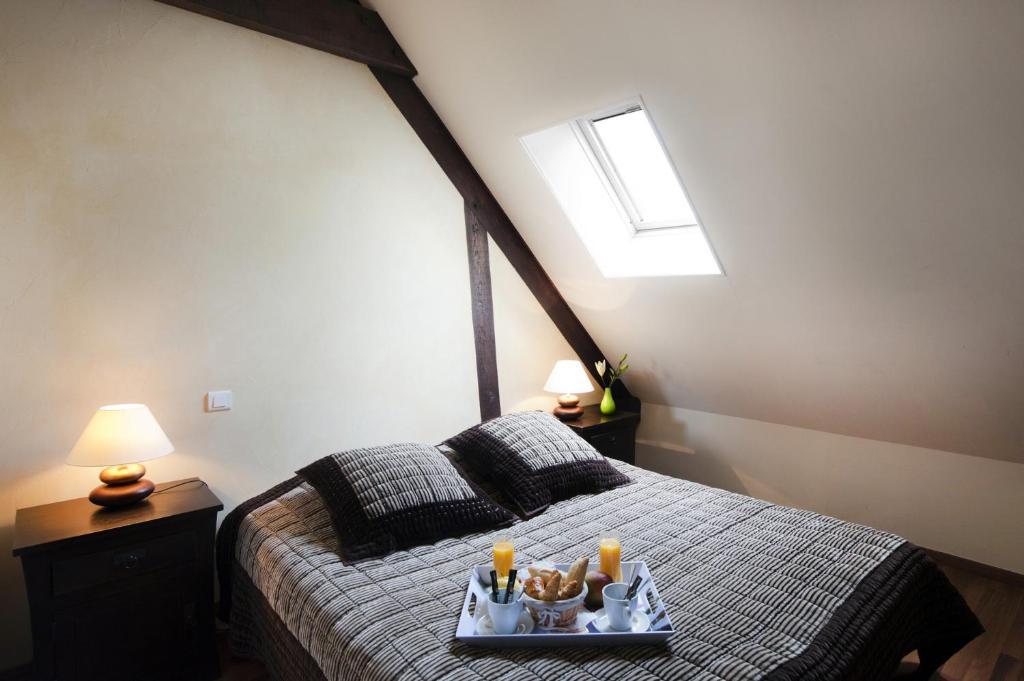Logis Le Quai Fleuri Hotel Les Villages Voveens Cameră foto
